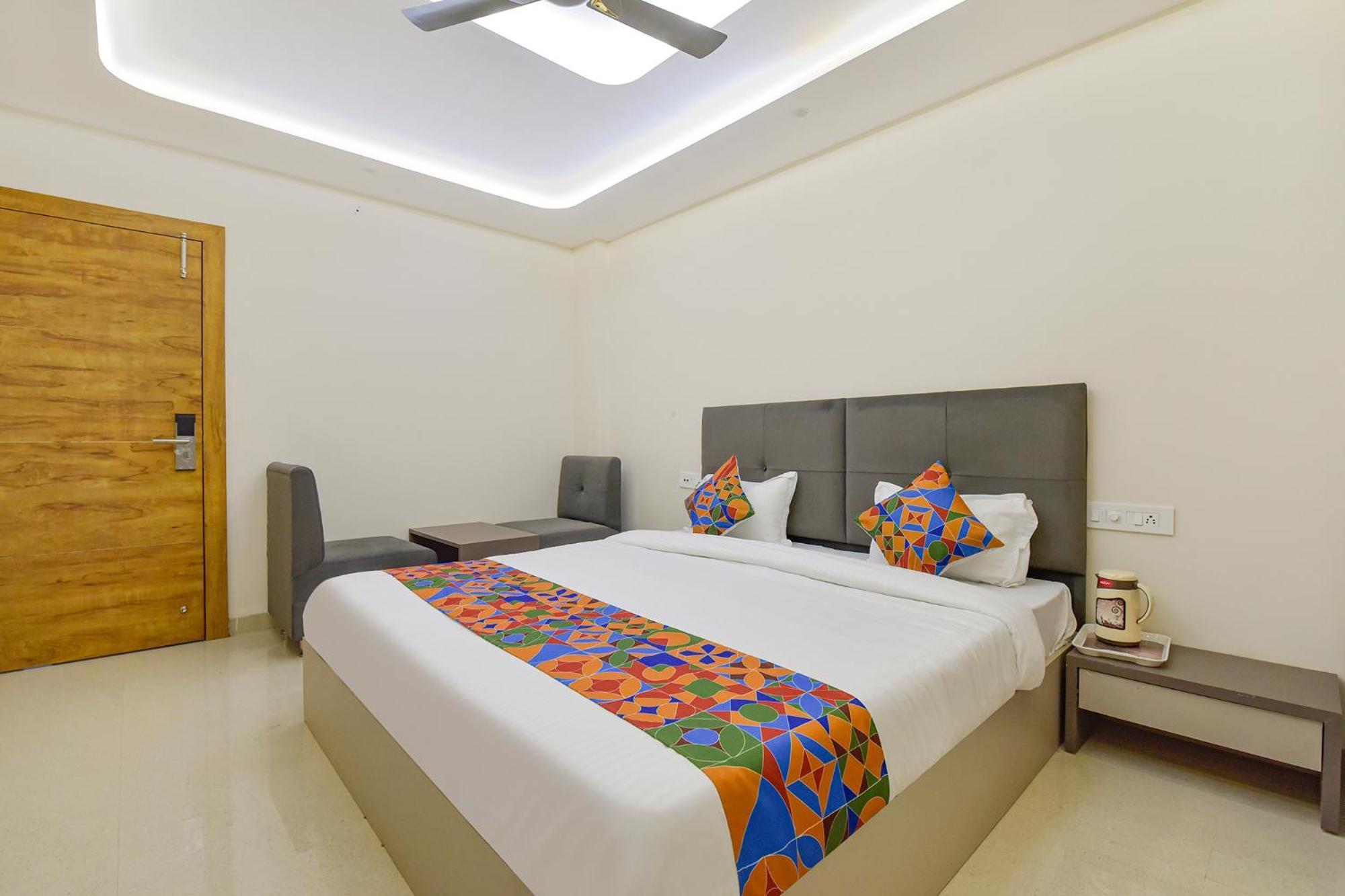 Fabhotel Synergy Stays Indore Eksteriør bilde